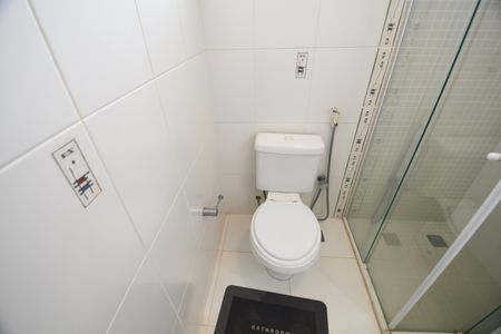 Apartamento à venda com 213m², 4 quartos e 3 vagasBanheiro Suíte 1