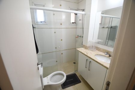Apartamento à venda com 213m², 4 quartos e 3 vagasBanheiro Suíte 2