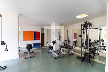 Apartamento à venda com 213m², 4 quartos e 3 vagasÁrea comum - Academia