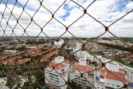 Apartamento à venda com 213m², 4 quartos e 3 vagasSuíte 2 - Vista