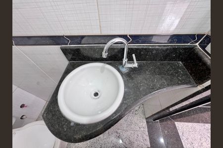 Casa de condomínio para alugar com 350m², 4 quartos e 1 vaga Casa de condomínio para alugar com 350m², 4 quartos e 1 vagaLavabo