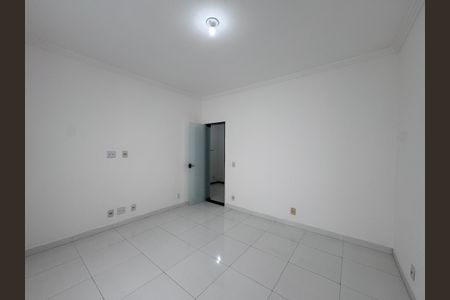 Casa de condomínio para alugar com 350m², 4 quartos e 1 vaga Casa de condomínio para alugar com 350m², 4 quartos e 1 vagaSuíte 2
