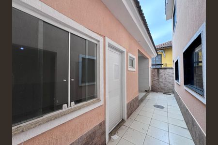 Casa de condomínio para alugar com 350m², 4 quartos e 1 vaga Casa de condomínio para alugar com 350m², 4 quartos e 1 vagaEdícula