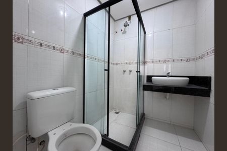 Casa de condomínio para alugar com 350m², 4 quartos e 1 vaga Casa de condomínio para alugar com 350m², 4 quartos e 1 vagaSuíte 2 - Banheiro