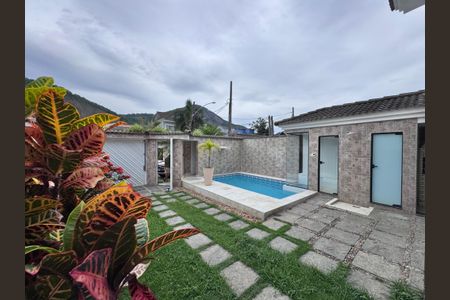 Casa de condomínio para alugar com 350m², 4 quartos e 1 vaga