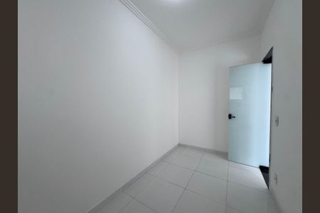 Casa de condomínio para alugar com 350m², 4 quartos e 1 vaga Casa de condomínio para alugar com 350m², 4 quartos e 1 vagaSuíte 1 - Closet