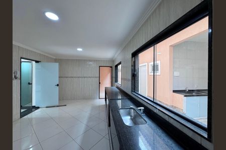 Casa de condomínio para alugar com 350m², 4 quartos e 1 vaga Casa de condomínio para alugar com 350m², 4 quartos e 1 vagaCozinha