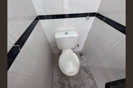 Casa de condomínio para alugar com 350m², 4 quartos e 1 vaga Casa de condomínio para alugar com 350m², 4 quartos e 1 vagaLavabo