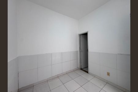 Casa de condomínio para alugar com 350m², 4 quartos e 1 vaga Casa de condomínio para alugar com 350m², 4 quartos e 1 vagaEdícula - Suíte