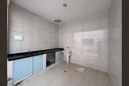 Casa de condomínio para alugar com 350m², 4 quartos e 1 vaga Casa de condomínio para alugar com 350m², 4 quartos e 1 vagaEdícula - Área de Serviço