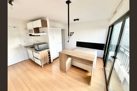 Sala/Quarto/Cozinha de kitnet/studio para alugar com 1 quarto, 26m² em Santana, São Paulo