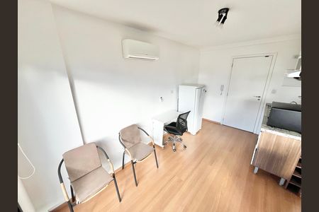 Studio para alugar com 26m², 1 quarto e 1 vaga Studio para alugar com 26m², 1 quarto e 1 vagaStudio