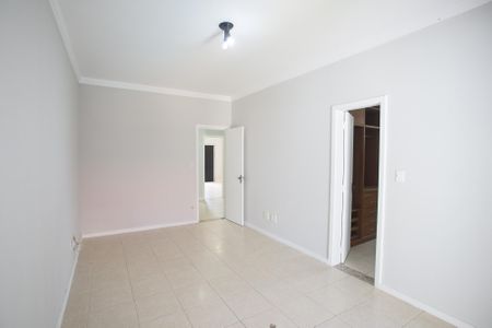 Casa para alugar com 650m², 4 quartos e 2 vagasSuíte 3