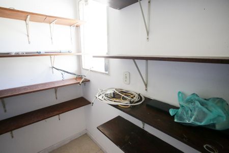 Casa para alugar com 650m², 4 quartos e 2 vagasDespensa