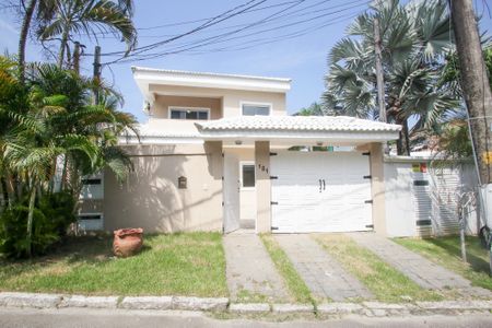 Casa para alugar com 650m², 4 quartos e 2 vagasFachada da Casa