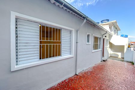 Casa para alugar com 50m², 1 quarto e sem vagaÁrea externa