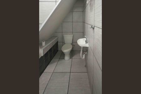 Casa para alugar com 31m², 1 quarto e sem vaga Casa para alugar com 31m², 1 quarto e sem vagaBanheiro