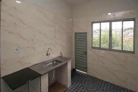 Casa para alugar com 31m², 1 quarto e sem vaga Casa para alugar com 31m², 1 quarto e sem vagaSala/cozinha