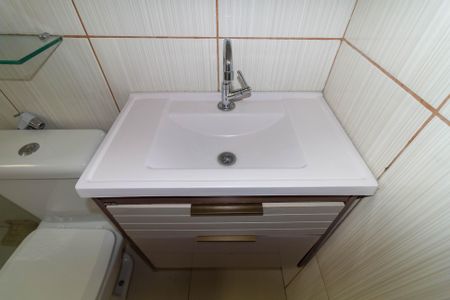 Apartamento para alugar com 51m², 2 quartos e 1 vaga Apartamento para alugar com 51m², 2 quartos e 1 vagaBanheiro