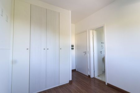 Casa de condomínio à venda com 210m², 4 quartos e 4 vagasSuite 4