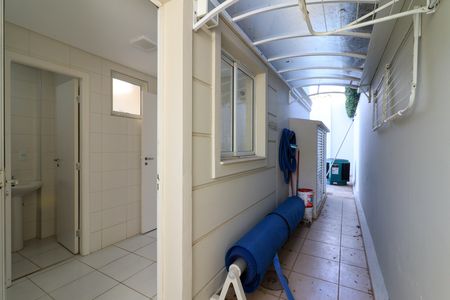 Casa de condomínio à venda com 210m², 4 quartos e 4 vagasÁrea de Serviço