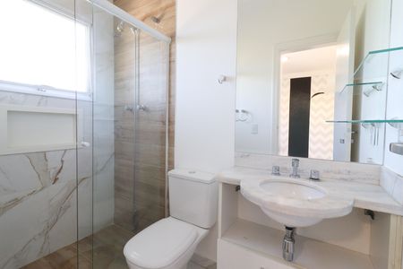 Casa de condomínio à venda com 210m², 4 quartos e 4 vagasBanheiro da Suíte 3