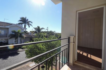 Casa de condomínio à venda com 210m², 4 quartos e 4 vagasSuite 2