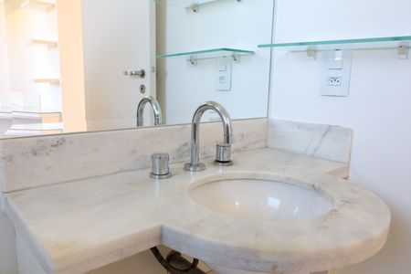 Casa de condomínio à venda com 210m², 4 quartos e 4 vagasBanheiro da Suíte 3