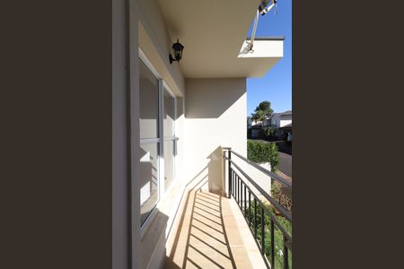 Casa de condomínio à venda com 210m², 4 quartos e 4 vagasSuite 2