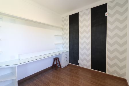 Casa de condomínio à venda com 210m², 4 quartos e 4 vagasSuite 3