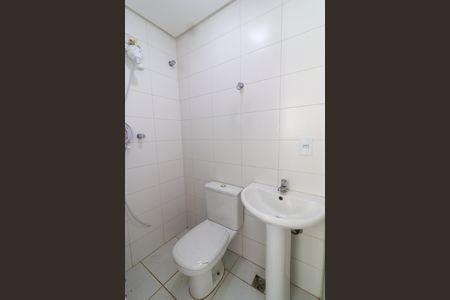 Casa de condomínio à venda com 210m², 4 quartos e 4 vagasÁrea de Serviço
