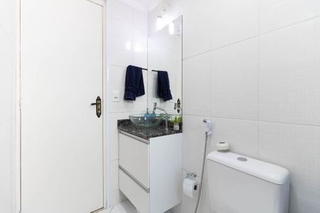 Apartamento para alugar com 55m², 2 quartos e 1 vaga Apartamento para alugar com 55m², 2 quartos e 1 vagaBanheiro