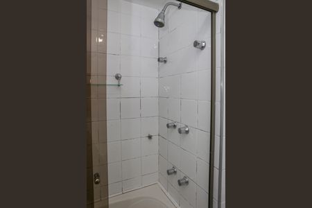 Apartamento para alugar com 96m², 3 quartos e 3 vagas Apartamento para alugar com 96m², 3 quartos e 3 vagasBanheiro da Suíte