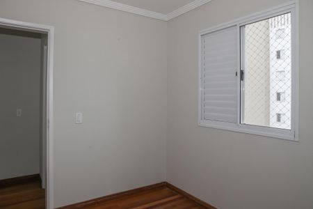 Apartamento para alugar com 96m², 3 quartos e 3 vagas Apartamento para alugar com 96m², 3 quartos e 3 vagasQuarto 2