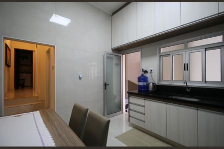 Casa à venda com 350m², 2 quartos e sem vagaCozinha