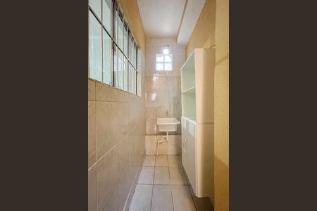 Área de Serviço de casa para alugar com 4 quartos, 220m² em Jaguaribe, Osasco