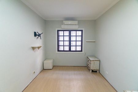 Casa para alugar com 54m², 1 quarto e 1 vagaQuarto