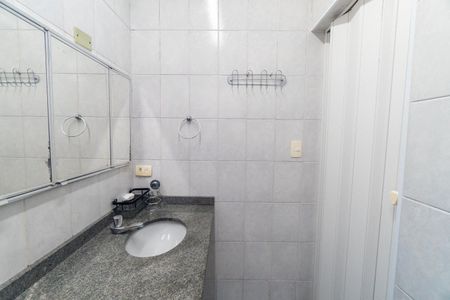 Casa para alugar com 54m², 1 quarto e 1 vagaBanheiro
