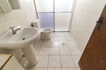 Casa para alugar com 160m², 2 quartos e 1 vaga Casa para alugar com 160m², 2 quartos e 1 vagaBanheiro 2