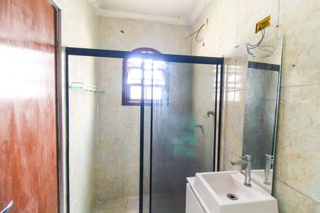 Casa para alugar com 160m², 2 quartos e 1 vaga Casa para alugar com 160m², 2 quartos e 1 vagaBanheiro da Suíte