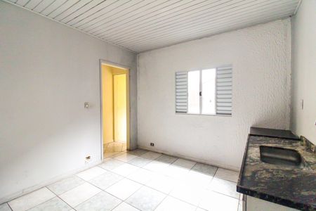 Casa para alugar com 160m², 2 quartos e 1 vaga Casa para alugar com 160m², 2 quartos e 1 vagaCozinha