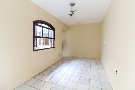 Casa para alugar com 160m², 2 quartos e 1 vaga Casa para alugar com 160m², 2 quartos e 1 vagaSala