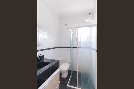 Casa à venda com 135m², 3 quartos e 2 vagasBanheiro da suíte