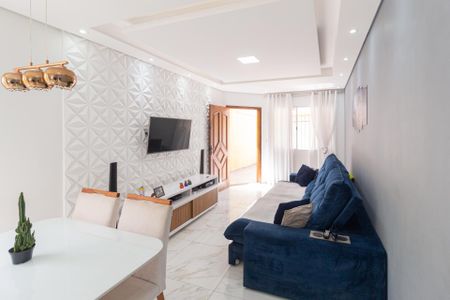 Casa à venda com 135m², 3 quartos e 2 vagasSala