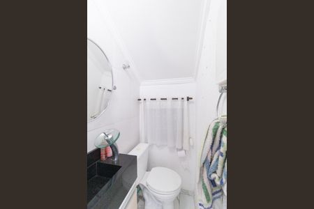 Casa à venda com 135m², 3 quartos e 2 vagasLavabo