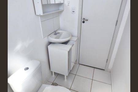 Apartamento para alugar com 32m², 2 quartos e sem vaga Apartamento para alugar com 32m², 2 quartos e sem vagaBanheiro