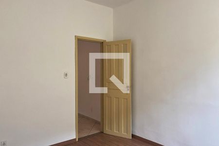 Casa de condomínio à venda com 170m², 5 quartos e 1 vaga