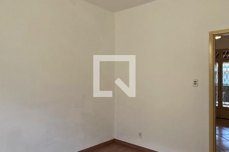 Casa de condomínio à venda com 170m², 5 quartos e 1 vaga