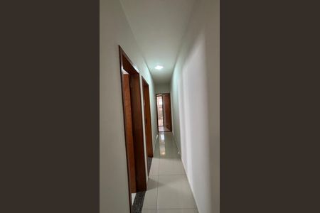 Corredor de apartamento para alugar com 2 quartos, 55m² em Vila Aquilino, Santo André