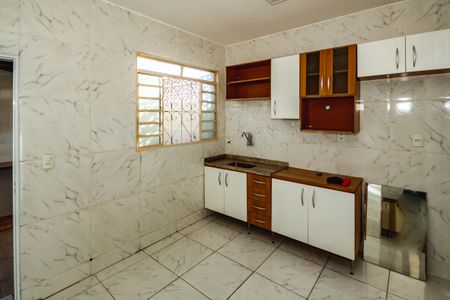 Casa para alugar com 125m², 2 quartos e 2 vagasCozinha